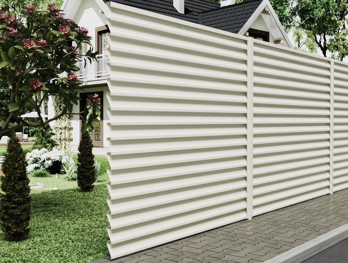 High-grade Louvered Fence White